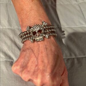 Crystal Skull Stretch Bracelet in Silver Tone - Women's Jewelry